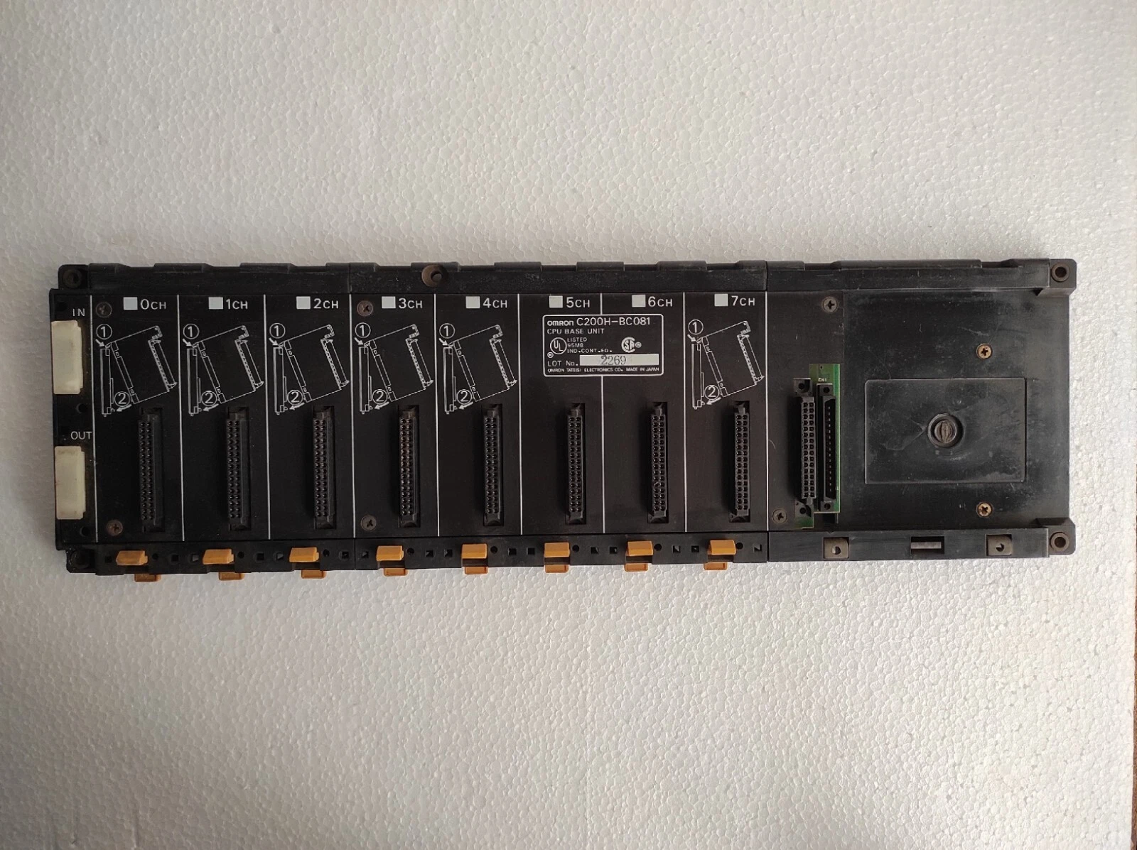 Omron C200H-BC081 CPU Base Unit